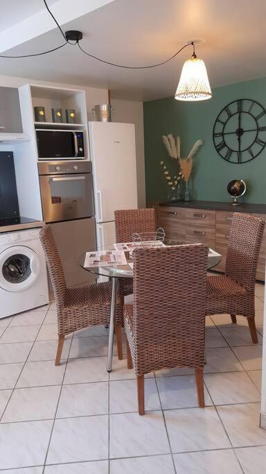 Les Galipes Apartment Увилер Екстериор снимка